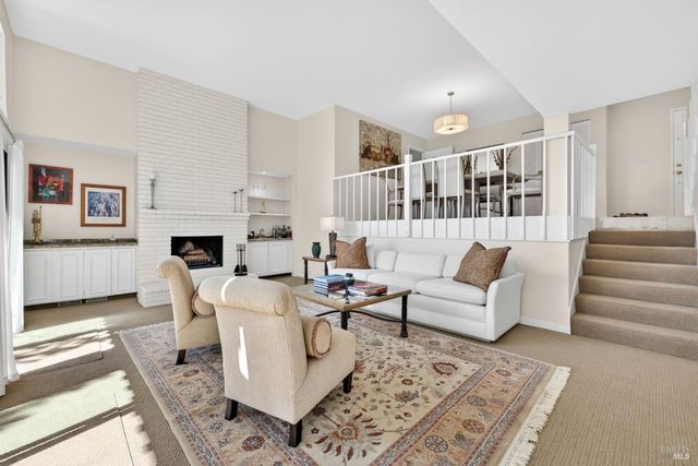 37 Greenside Way, San Rafael, CA 94901