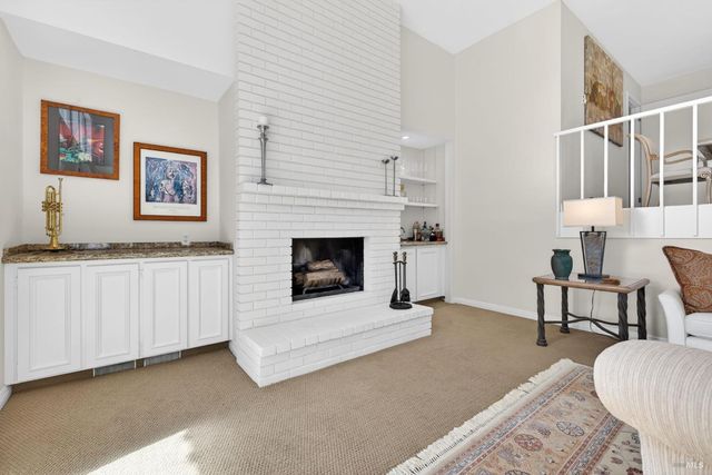 37 Greenside Way, San Rafael, CA 94901