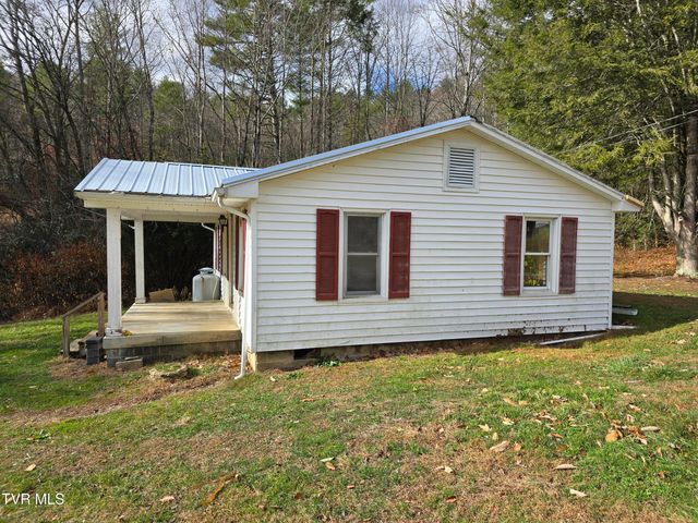 2053 Berry Branch Road, Mountain City, TN 37683