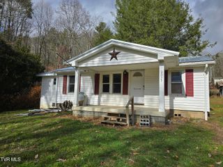2053 Berry Branch Road, Mountain City, TN 37683