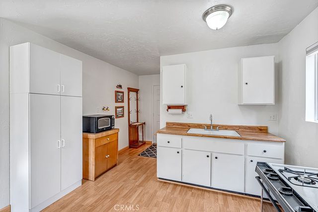 523 Wabash Lane, Sugarloaf, CA 92386