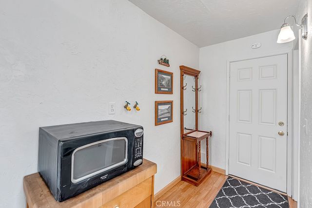 523 Wabash Lane, Sugarloaf, CA 92386