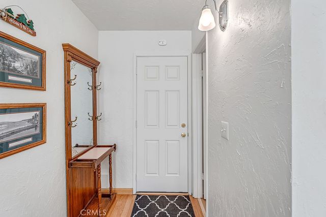 523 Wabash Lane, Sugarloaf, CA 92386