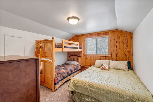 523 Wabash Lane, Sugarloaf, CA 92386