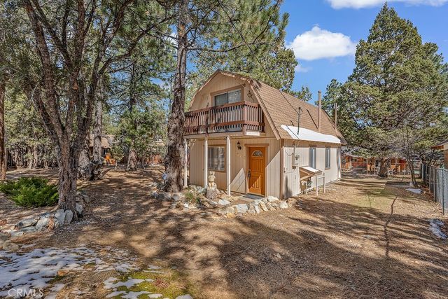 523 Wabash Lane, Sugarloaf, CA 92386