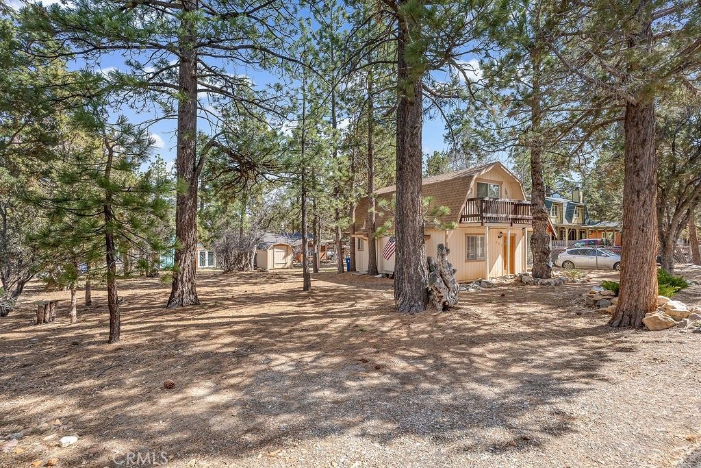 523 Wabash Lane, Sugarloaf, CA 92386