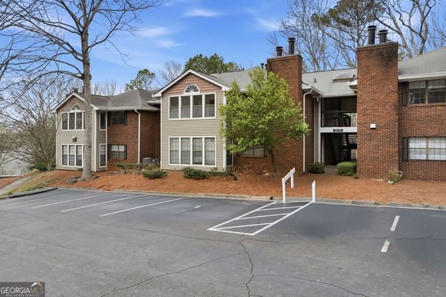 112 Barrington Hills Drive, Atlanta, GA 30350