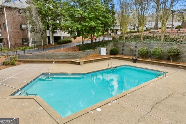 112 Barrington Hills Drive, Atlanta, GA 30350