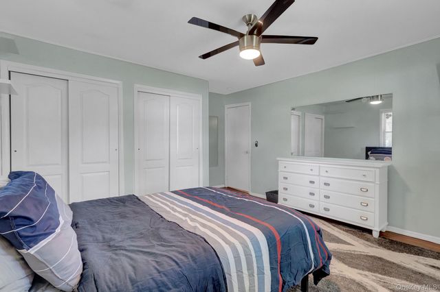 100 Lincoln Drive, Mastic Beach, NY 11951