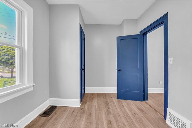 1304 W 73rd Street, Cleveland, OH 44102