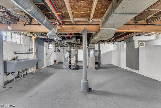 1304 W 73rd Street, Cleveland, OH 44102