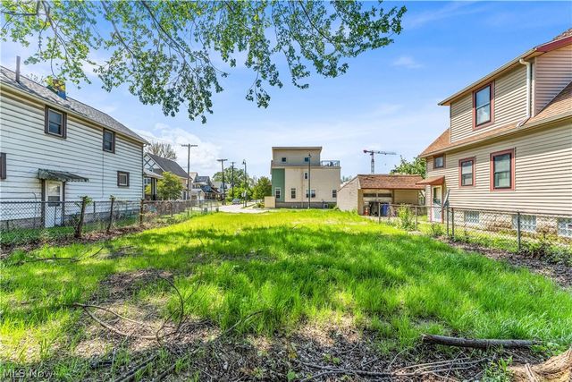 1304 W 73rd Street, Cleveland, OH 44102