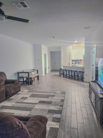 1743 GOOD NEIGHBOR LOOP, Kissimmee, FL 34744