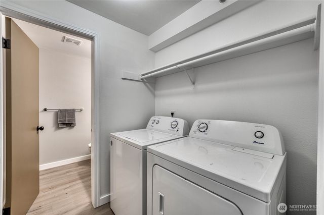 3939 10th Street SE #D2, Puyallup, WA 98374