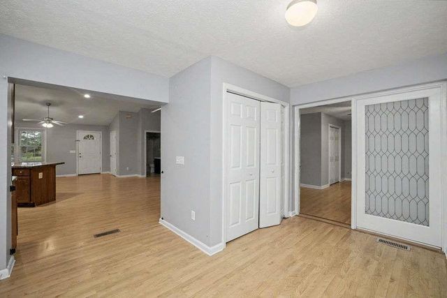 413 Old Newnan Road, Carrollton, GA 30117