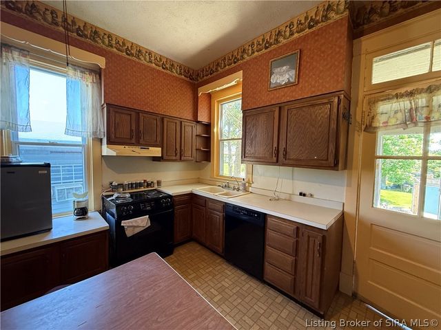 3218 Allentown Road, Sellersburg, IN 47172