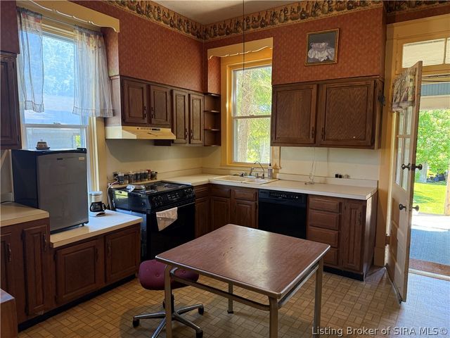 3218 Allentown Road, Sellersburg, IN 47172