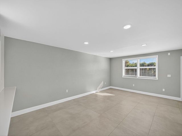 1002 Shorewinds Drive B, Fort Pierce, FL 34949