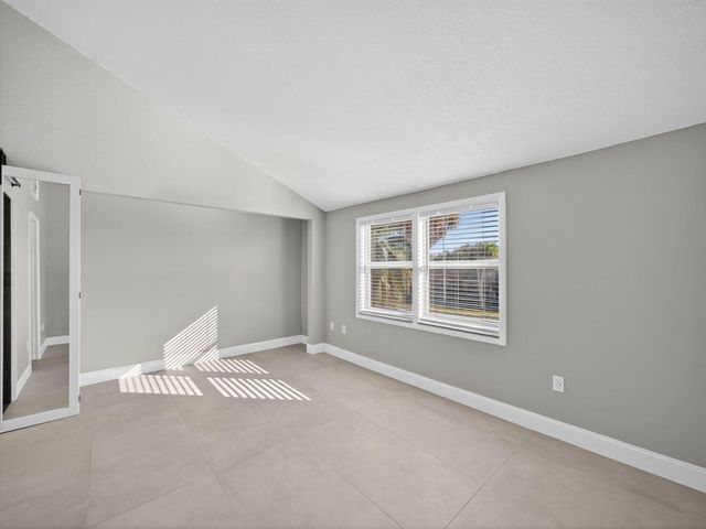 1002 Shorewinds Drive B, Fort Pierce, FL 34949