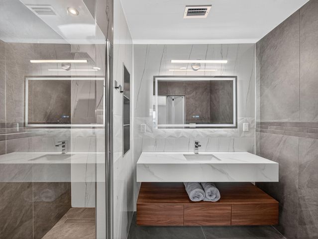 1002 Shorewinds Drive B, Fort Pierce, FL 34949