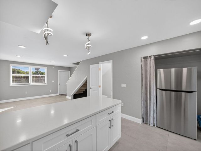 1002 Shorewinds Drive B, Fort Pierce, FL 34949