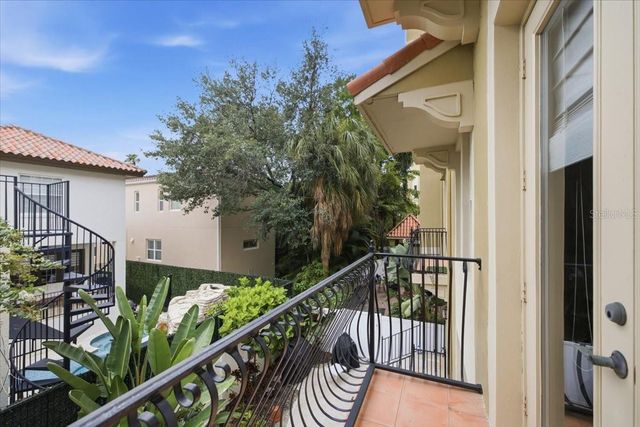 114 E DAVIS BOULEVARD 8, Tampa, FL 33606