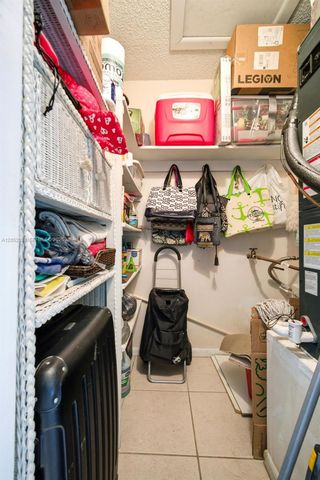 9101 Sunrise Lakes Boulevard 218, Sunrise, FL 33322