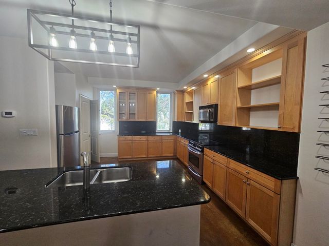 812 SW 4th Avenue 8, Fort Lauderdale, FL 33315