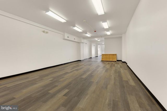 4014 MARKET ST, Philadelphia, PA 19104