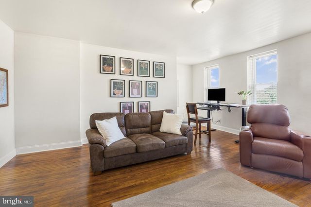 4014 MARKET ST, Philadelphia, PA 19104