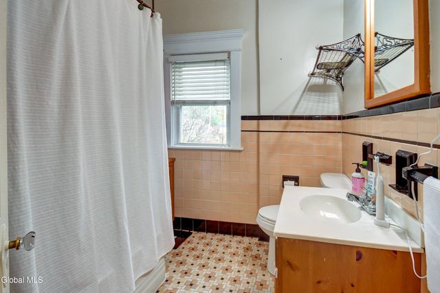 123 Second Avenue, Gloversville, NY 12078