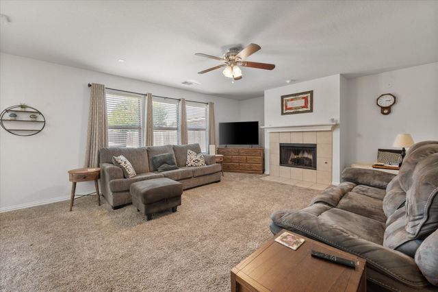 2848 Grandview Drive, Grand Prairie, TX 75052