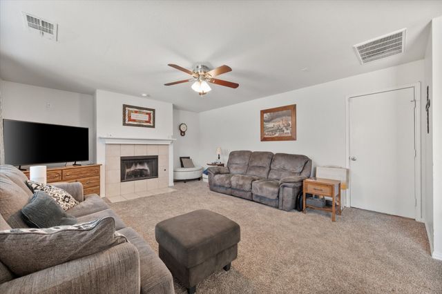 2848 Grandview Drive, Grand Prairie, TX 75052