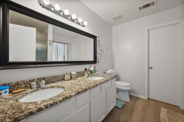 2848 Grandview Drive, Grand Prairie, TX 75052