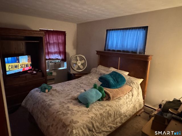 9 Oakridge Drive, Ledyard, CT 06335