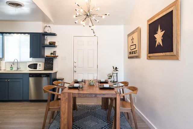 1913 Rabb RD A, Austin, TX 78704