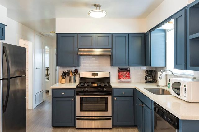 1913 Rabb RD A, Austin, TX 78704