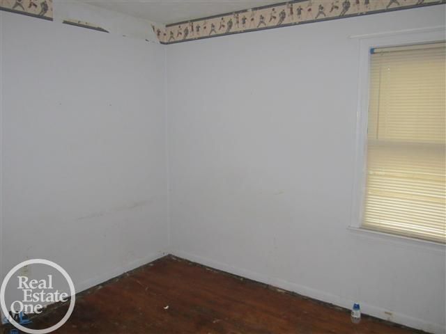 22133 Donald Avenue, Eastpointe, MI 48021