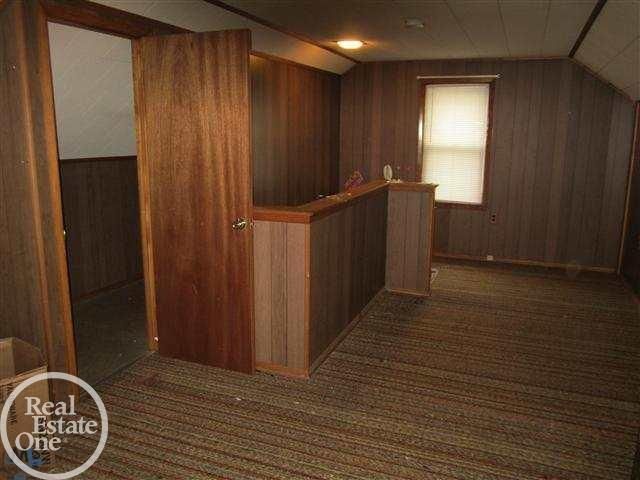22133 Donald Avenue, Eastpointe, MI 48021