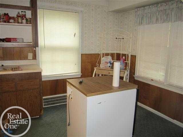 22133 Donald Avenue, Eastpointe, MI 48021