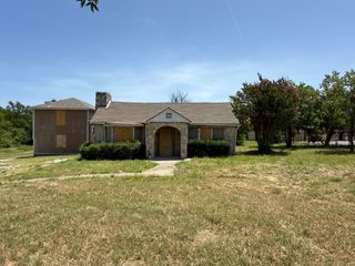 8160 University Hills Boulevard, Dallas, TX 75241