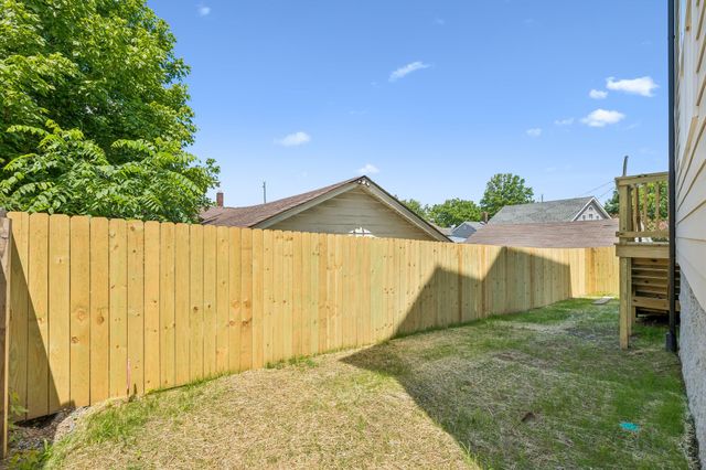 400 Lawrence St, Old Hickory, TN 37138