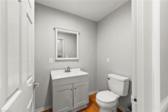 512 Forest Lane, Yadkinville, NC 27055