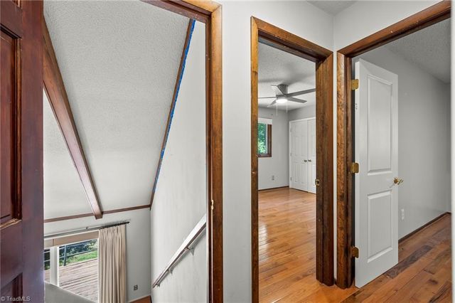 512 Forest Lane, Yadkinville, NC 27055