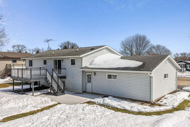 620 SUNRISE DRIVE, Ripon, WI 54971