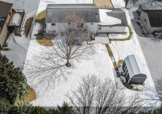 620 SUNRISE DRIVE, Ripon, WI 54971