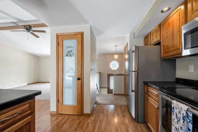 620 SUNRISE DRIVE, Ripon, WI 54971