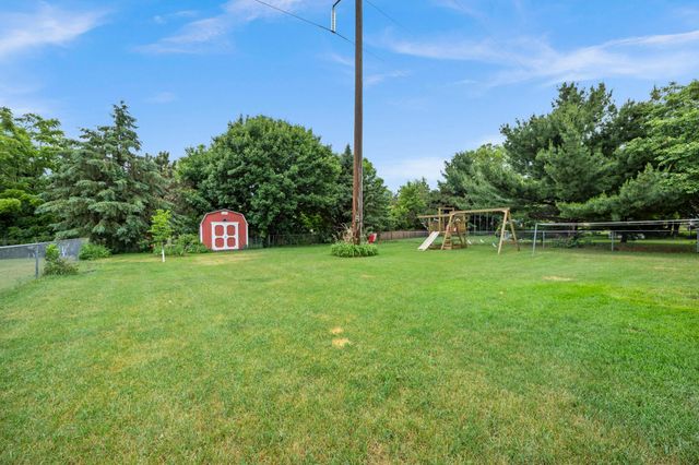 9170 Jareau Avenue S, Cottage Grove, MN 55016