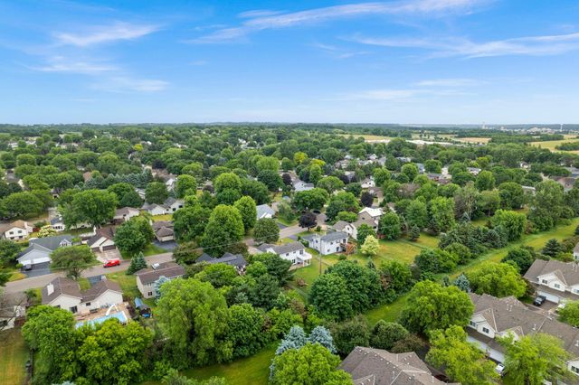 9170 Jareau Avenue S, Cottage Grove, MN 55016