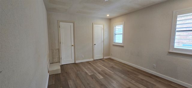 1516 Oak Vista Drive, Dallas, TX 75232